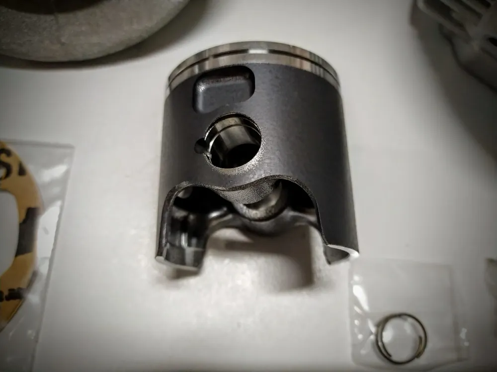 Solo pochi pezzi | QUATTRINI Pistone Diametro 60mm