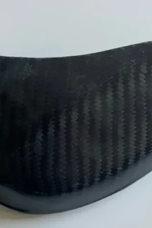 Vezzola Racing - Protezione in carbonio per motore Vespa Small (Prodotto non in autoclave) - Super prezzo