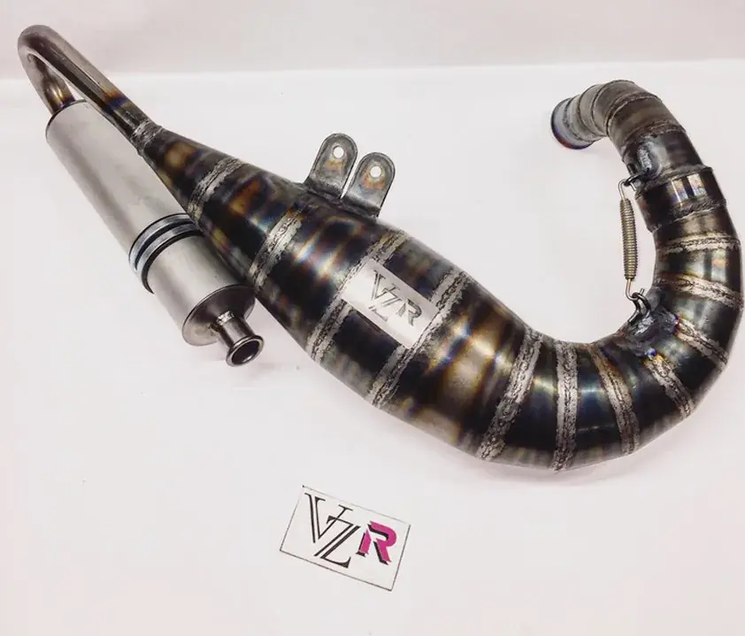 Vezzola Racing - Marmitta ad Espansione Serie HP per kit in alluminio 150/160cc con interasse scarico 60 adatta per Vespa ET3 con cassettino | Prezzo ridotto