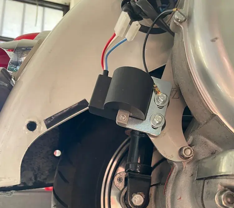 Vezzola Racing - Kit Montaggio Bobina per accensione SIP Vespa GS160 (Materiale INOX) - Solo questa settimana