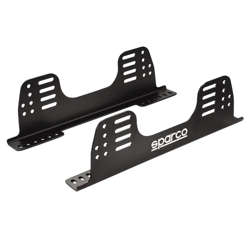 Appena arrivato - Montaggio laterale Sparco 460 mm