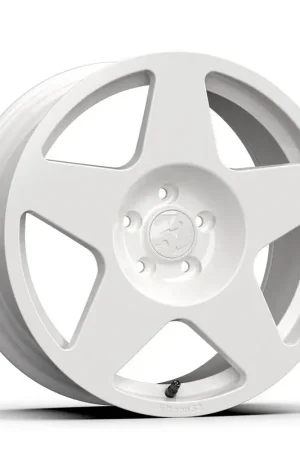 Cerchio Fifteen52 Tarmac 7,5x17 5x112 ET40 | Ultima occasione