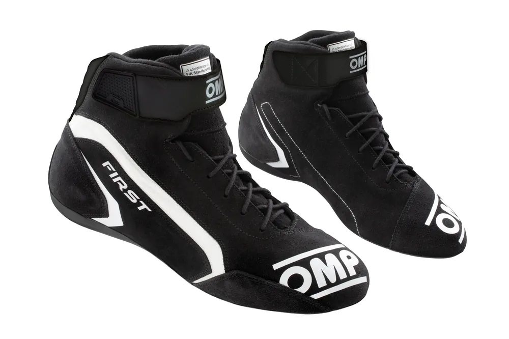 Scarpe OMP First - Nero (FIA) | Prezzo conveniente